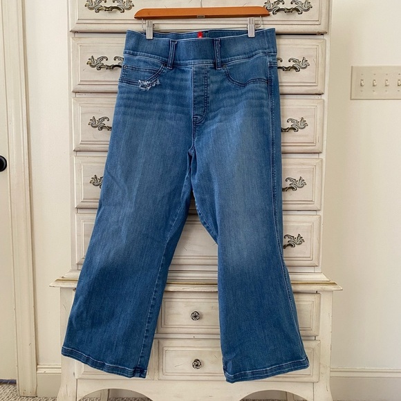 Spanx Everywear Kick Flare Jeans - Picture 2 of 5